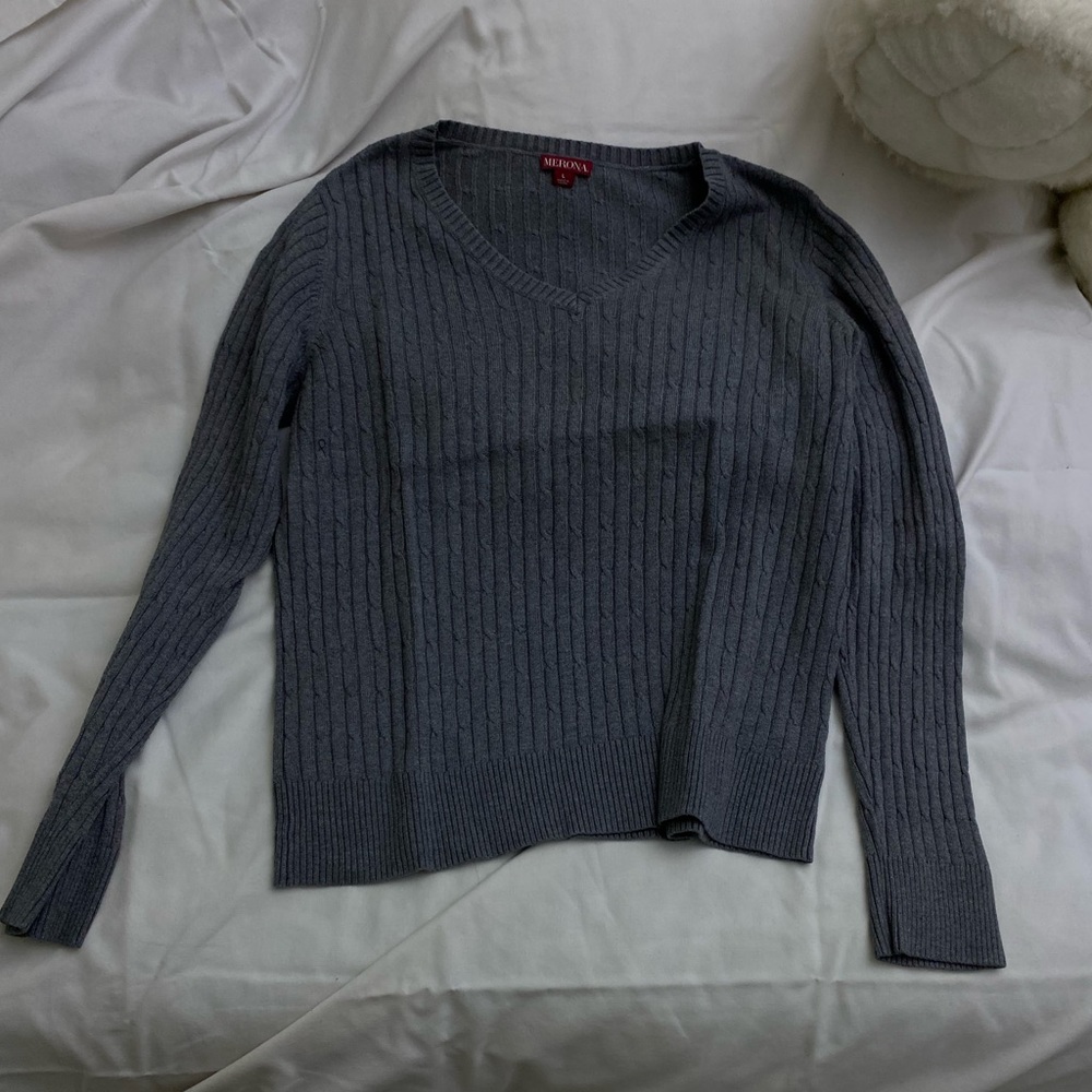 Merona large v neck long sleeve top
